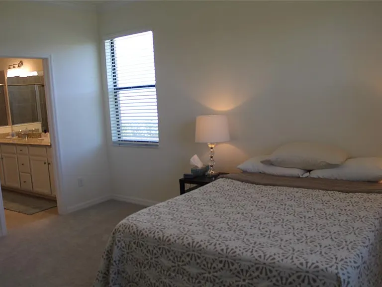 6647 Clairborne Ln — Photo 13