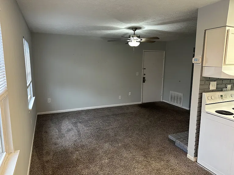 3333 Breckenridge Ln #4 — Photo 4