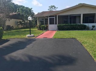 6100 La Palma Ln, Delray Beach, FL 33484