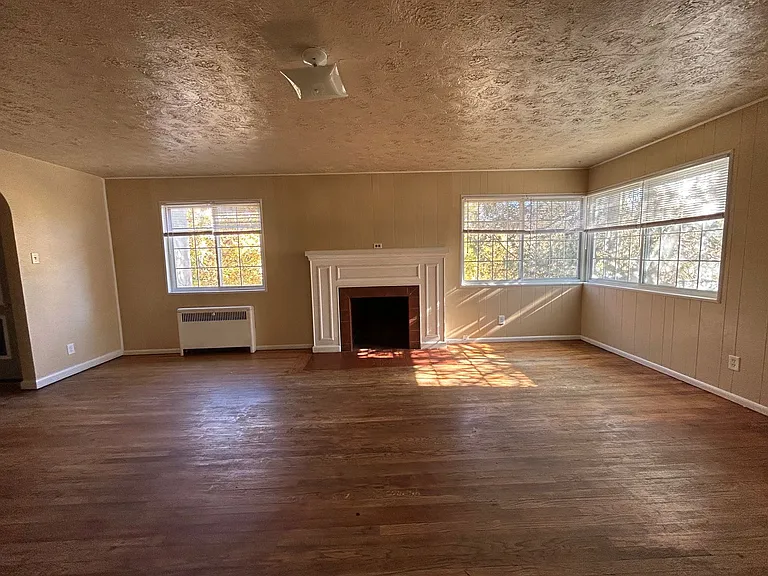 Halliday 654 E. — Photo 10