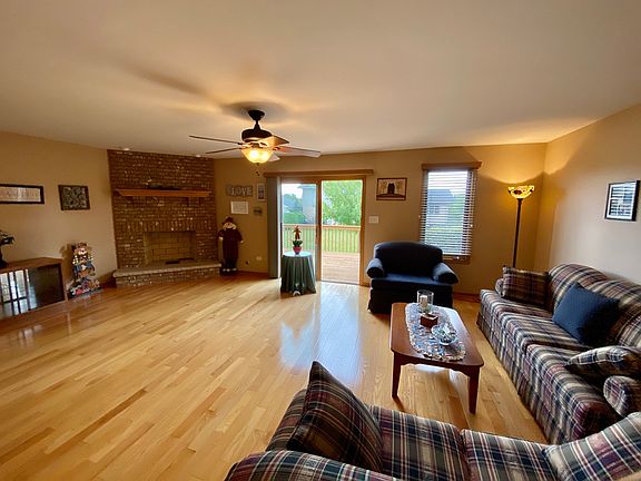 3rd image of 8641 Cashel Ln