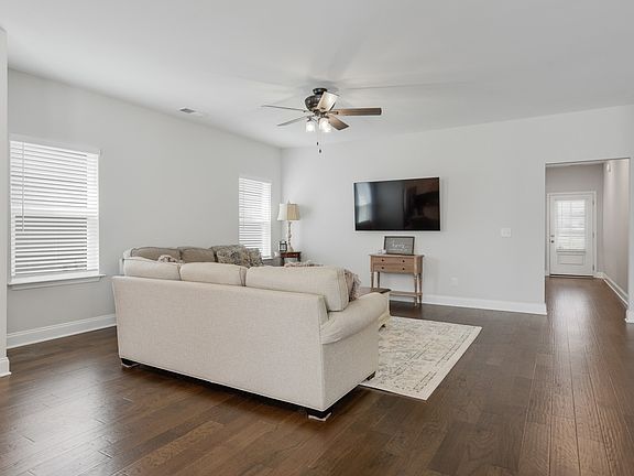 5th image of 316 Mattieton Ln