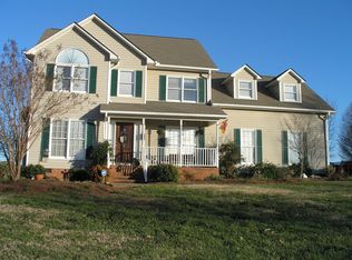 237 E Autumn Ridge Rd, Moore, SC 29369