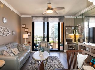 651 Okeechobee Blvd APT 1008, West Palm Beach, FL 33401