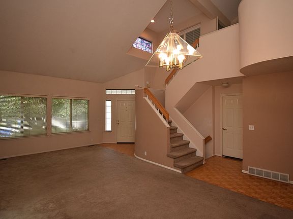 5th image of 2122 E Rainbow Point Dr