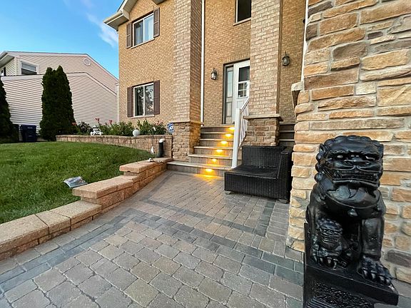2nd image of 103 N Staffire Dr