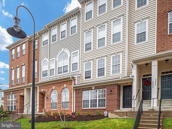 3rd image of 6268 Woodruff Springs Way