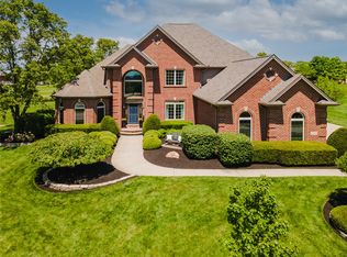 1123 Waters Edge Dr, Dayton, OH 45458