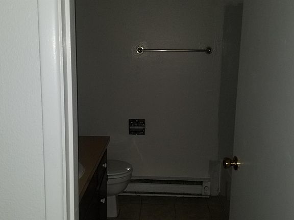 4th image of 3217-3299 Center St NE #322