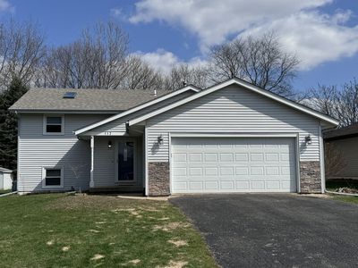 112 Gables Dr SW, Poplar Grove, IL, 61065