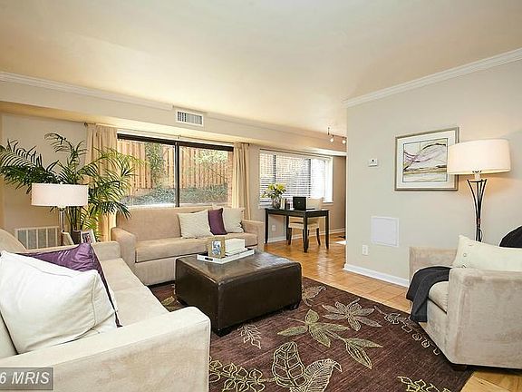 5th image of 4371 Lee Hwy APT 102