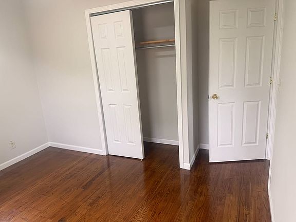 3rd image of 4503 Laurel Ave