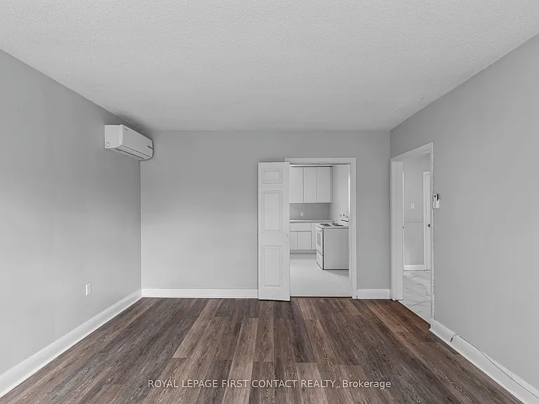 134 Napier St #3 — Photo 14