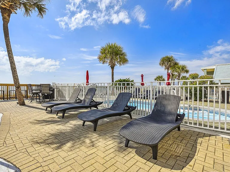 8013 Surf Dr #ID1523322P — Photo 35
