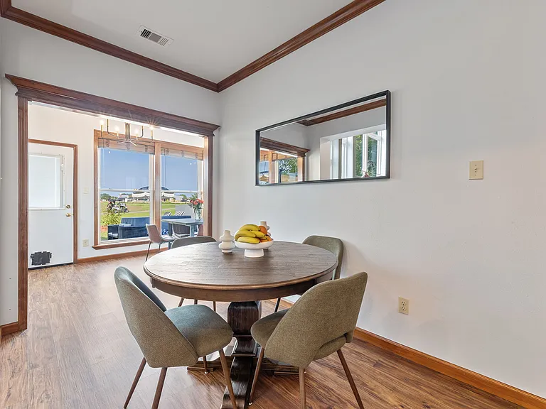 7724 Golfhill Dr — Photo 48