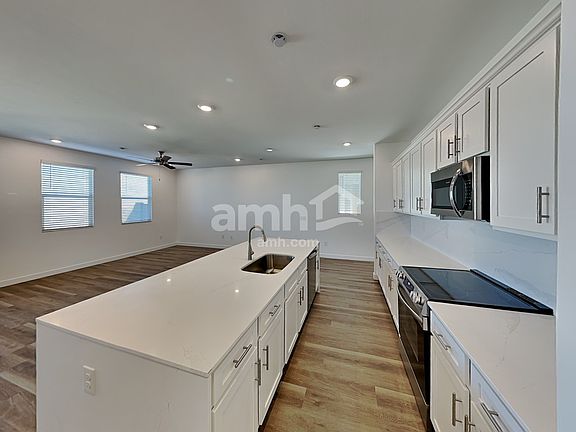 3rd image of 9549 E Harkes Dr