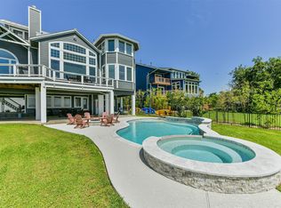 605 Quintana Roo Pl, Seabrook, TX 77586