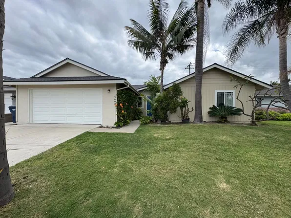 19602 Trident Ln, Huntington Beach, CA 92646