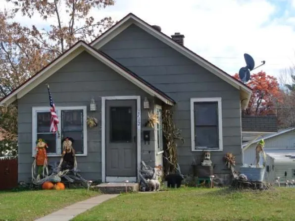 1112 Pinos St, Rhinelander, WI 54501