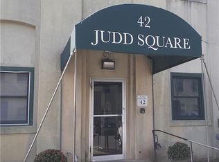 42 S Cherry St APT 117, Wallingford, CT 06492