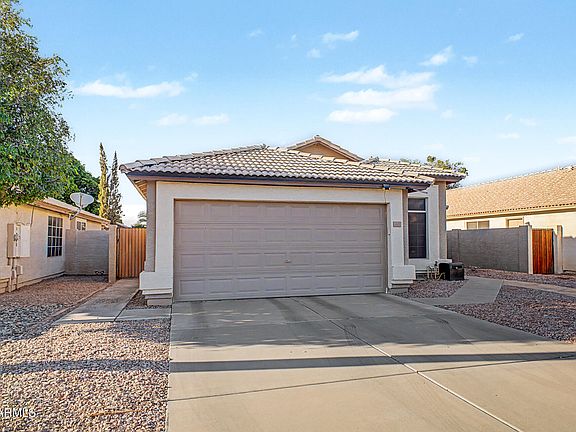 3rd image of 1044 W HEATHER Avenue