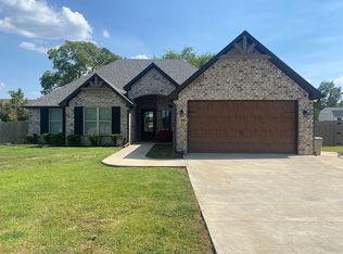15579 County Road 1261, Flint, TX 75762