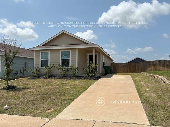 2nd image of 3208 Crestone Dr