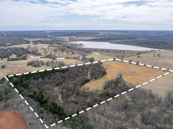 24 S Westminster Rd, Guthrie, OK 73044