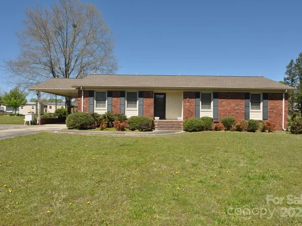 107 Colonial Dr #38, Chester, SC 29706