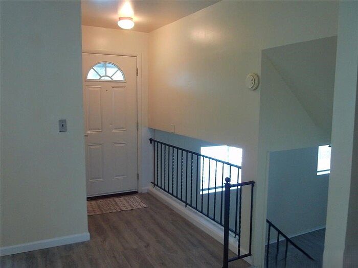33828 Stonewood Dr, photo 5