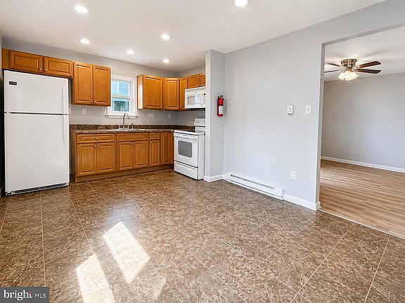 4th image of 63 Berkshire Rd