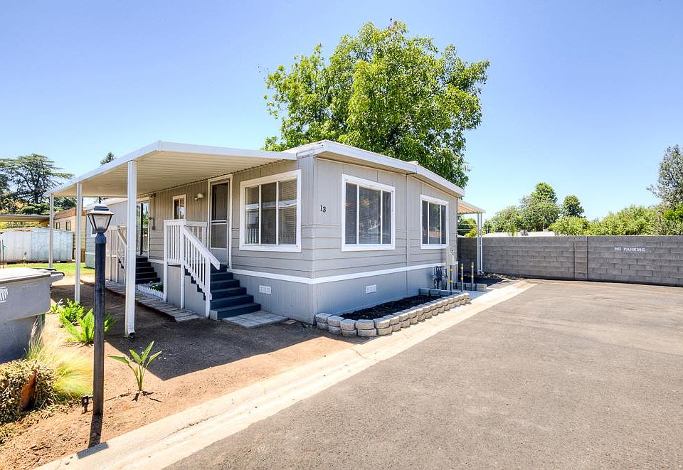 1st image of 5541 E Tulare St Space 13