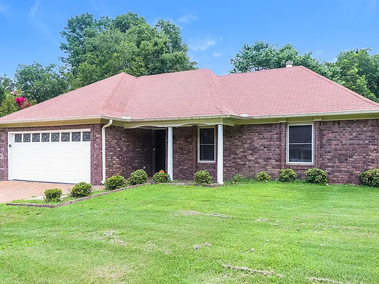 1366 Sandy Stone Ln — Photo 3