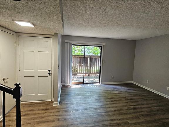 3rd image of 1403 Stone Mill Trce