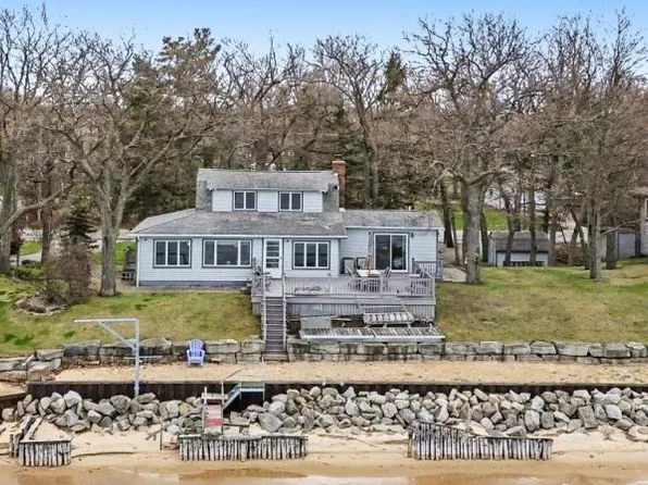8410 Crescent Beach Rd, Pigeon, MI 48755