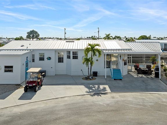 3rd image of 2970 Sloop Ln
