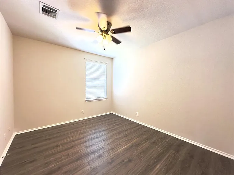 513 Rolling Oak Dr — Photo 18