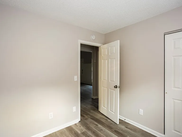 1309 Southwind Ct SW — Photo 11