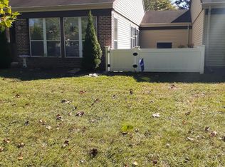 915A Liverpool Cir, Manchester, NJ 08759