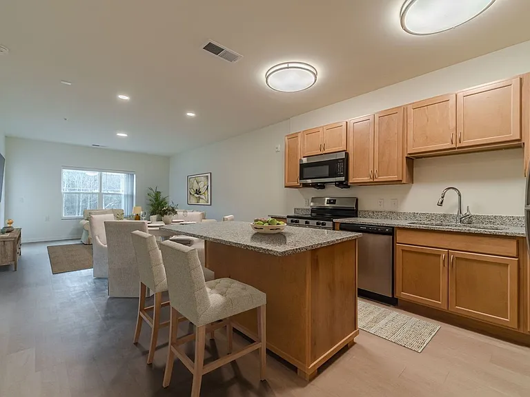 Shannon Reserve 55+ Apartments — Photo 39
