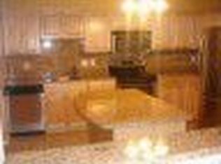 3946 Rosebay Ct, Fairfax, VA 22033