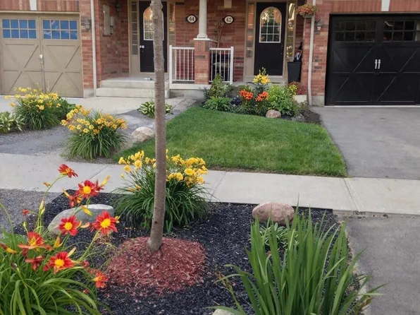 42 Keywood St, Ajax, ON L1Z 2E5