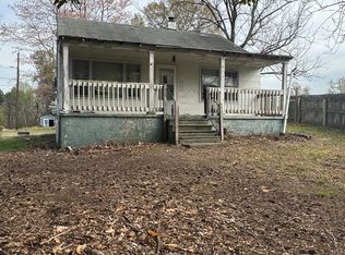 862 Luna Lake Rd, Danville, VA 24541