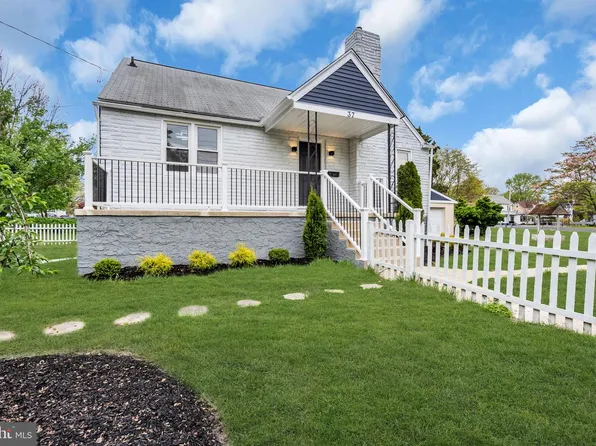 37 Washington Ave, Berlin, NJ 08009