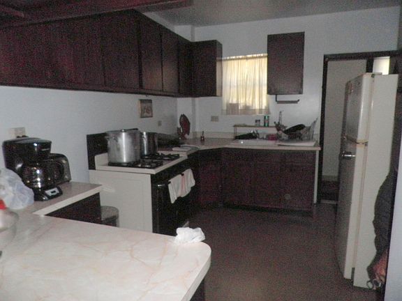 5th image of 2171 Quimby Ave
