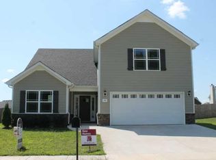 920 Cherry Blossom Ln, Clarksville, TN 37040