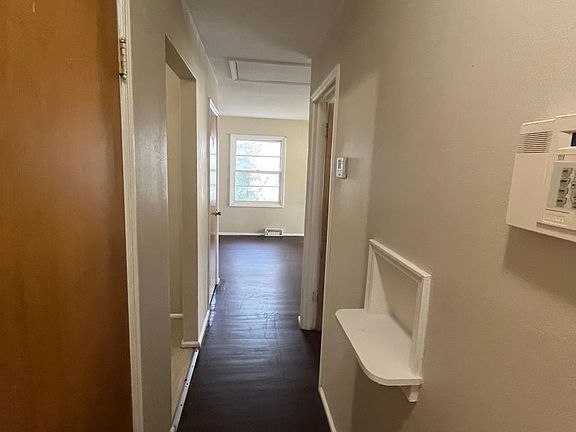 2nd image of 238 Estridge Rd