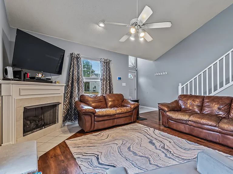 4112 Castellan Dr — Photo 12