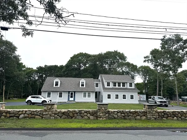 4 Edgerton Dr, North Falmouth, MA 02556