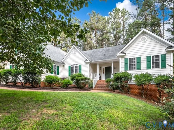 5052 Brandon Pines Dr, Providence Forge, VA 23140